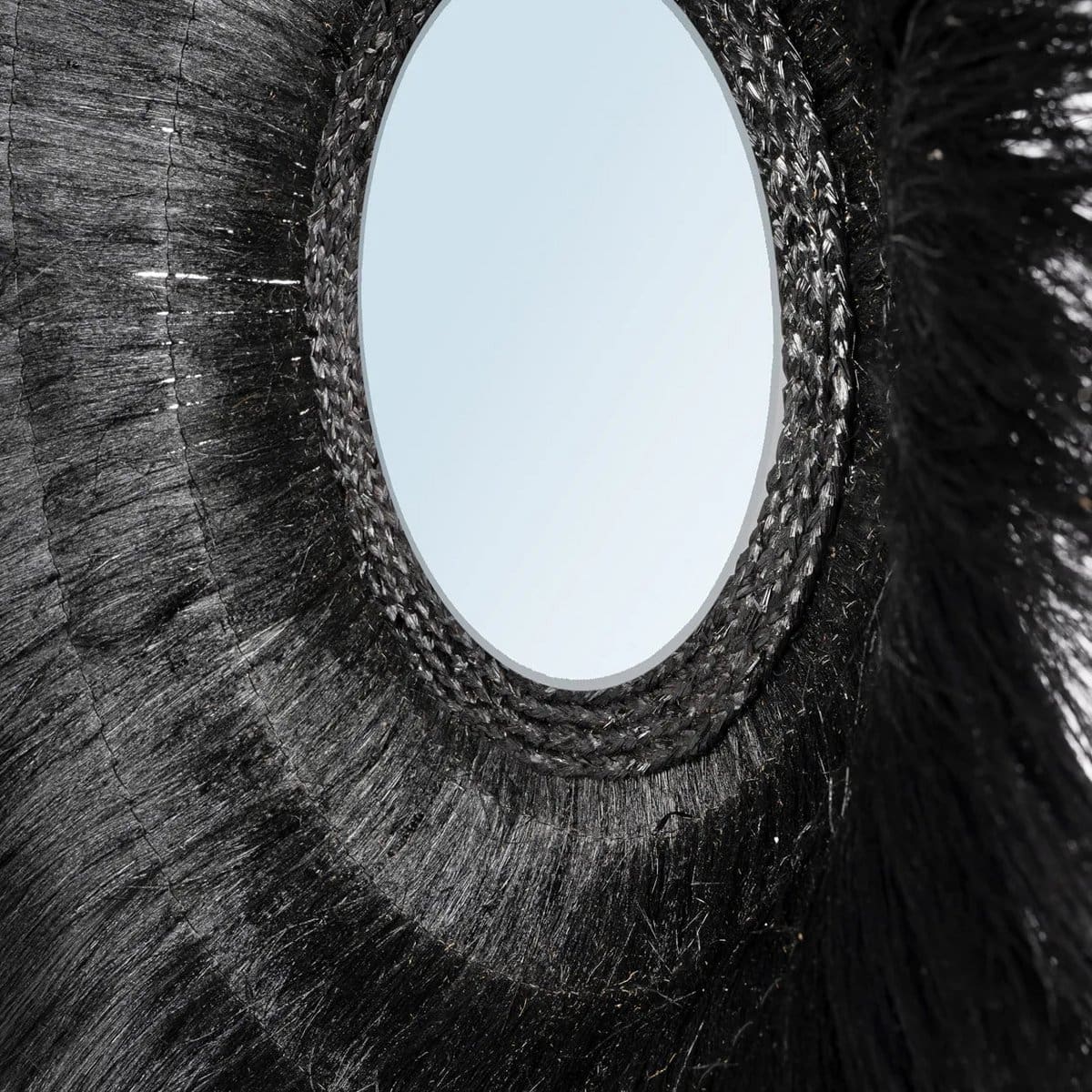 Miroir en fibres naturelles noires – Design sculptural noir profond, Ø90 cm (neuf)