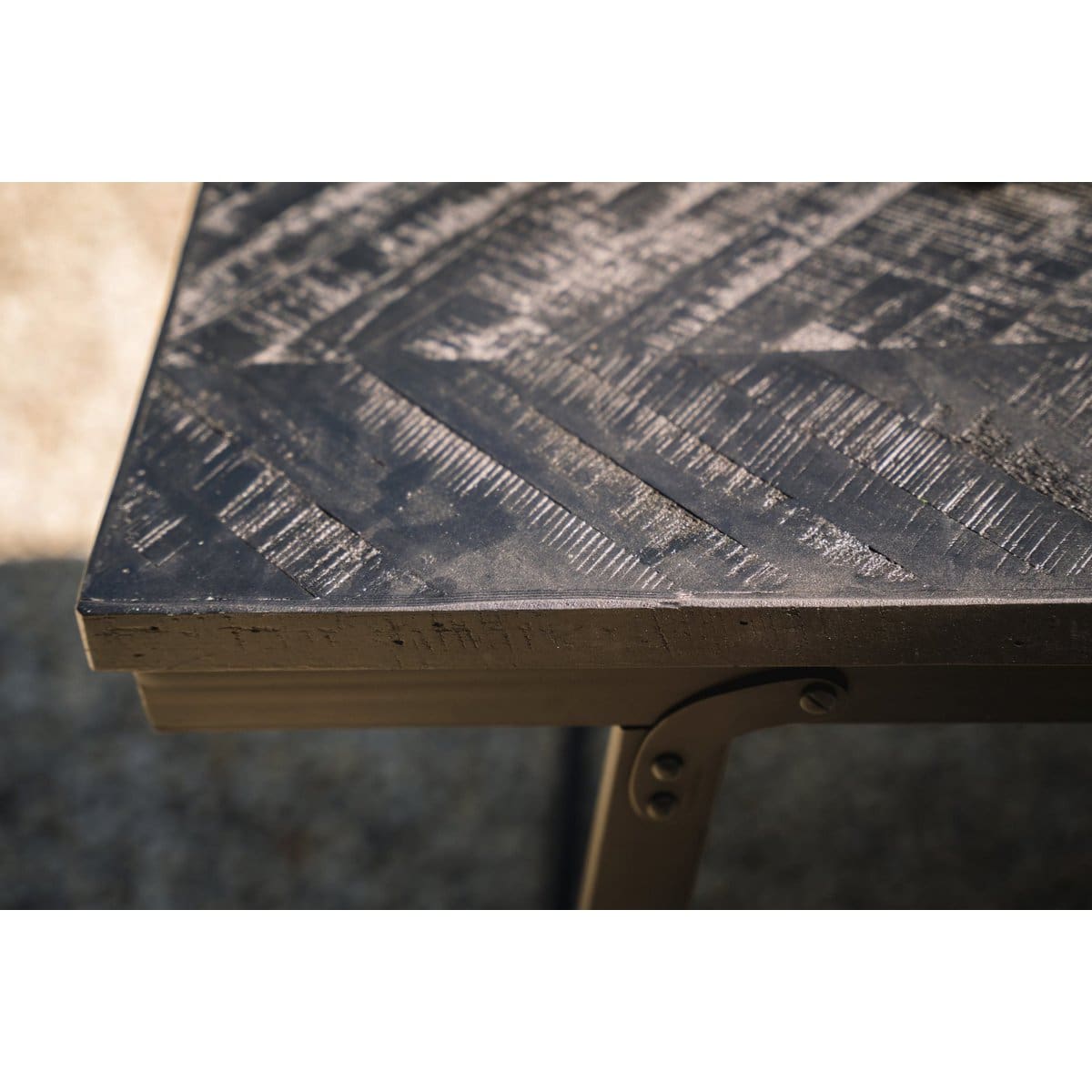La Table de Marché à Chevrons – Noir – 200cm