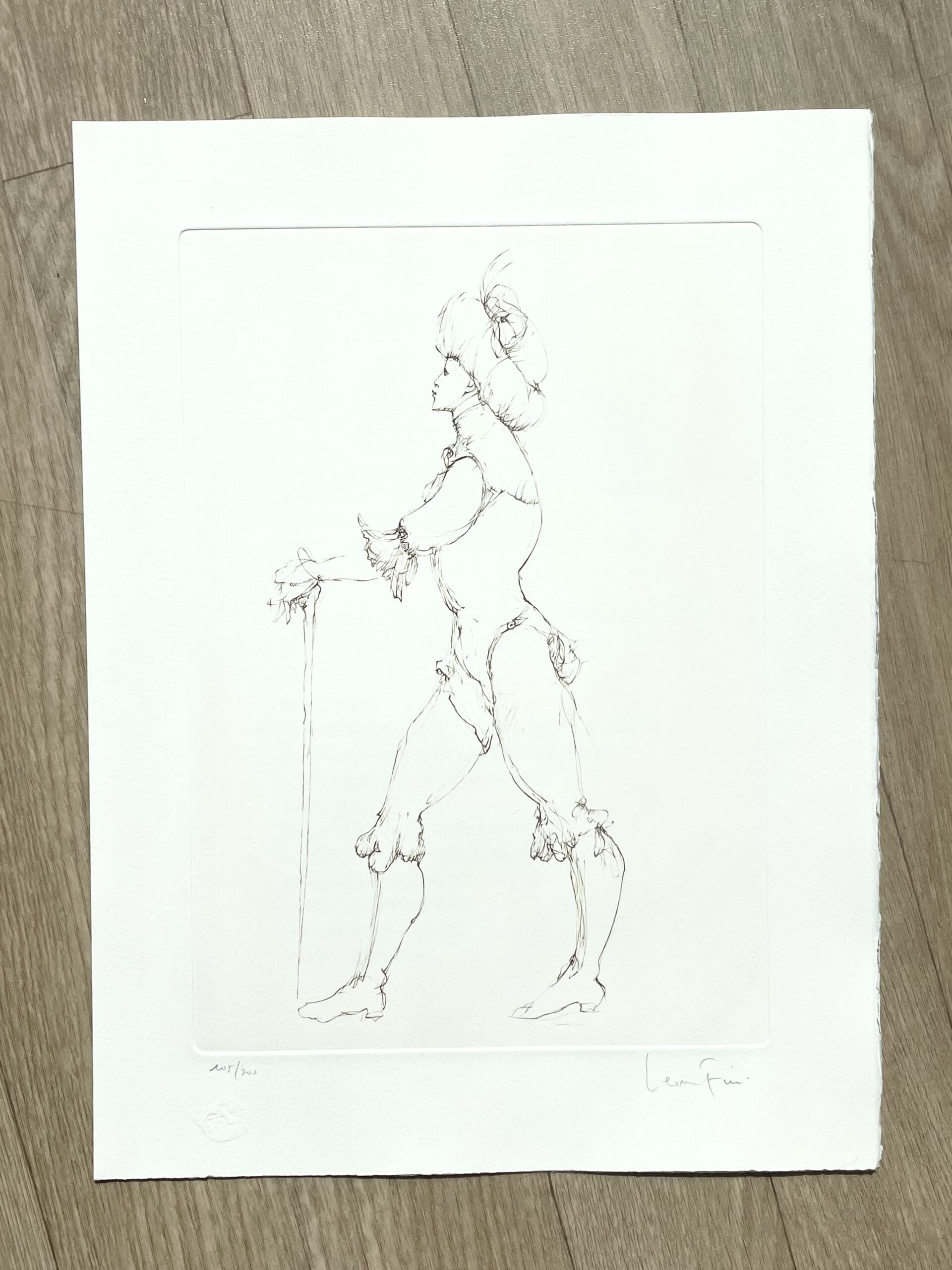 Leonor Fini – Lithographie originale signée, figure masculine en costume Louis XIV, circa 1980