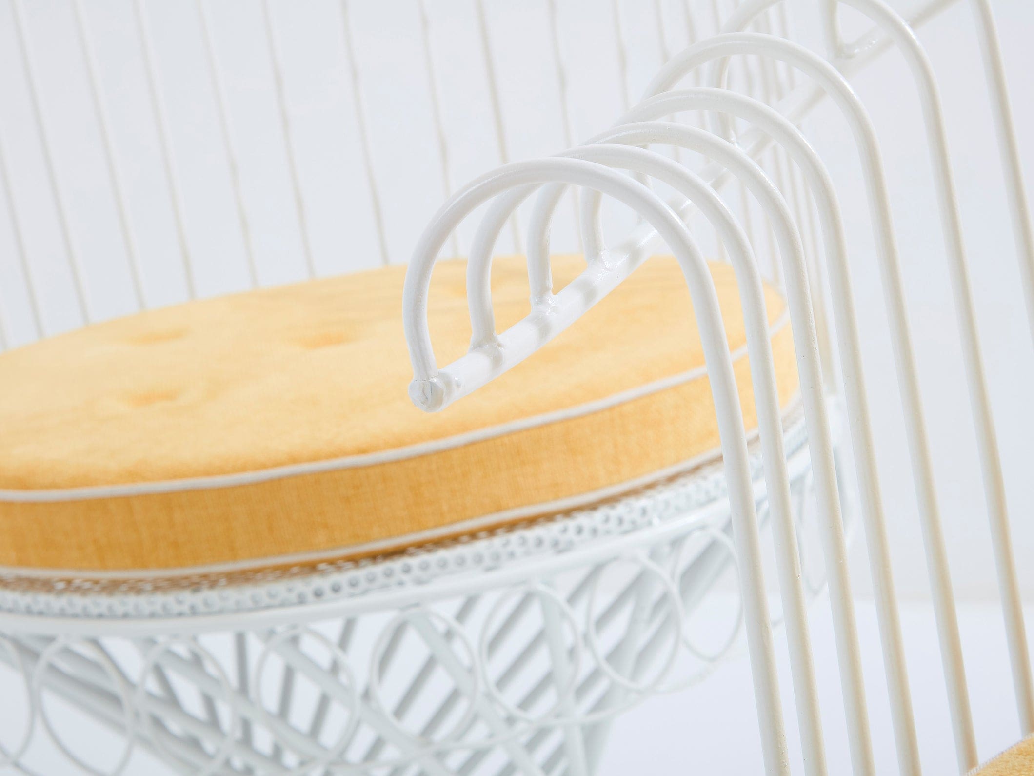 Fauteuils Mathieu Matégot modèle Anthéor – Métal laqué et tissu Pierre Frey, 1950s