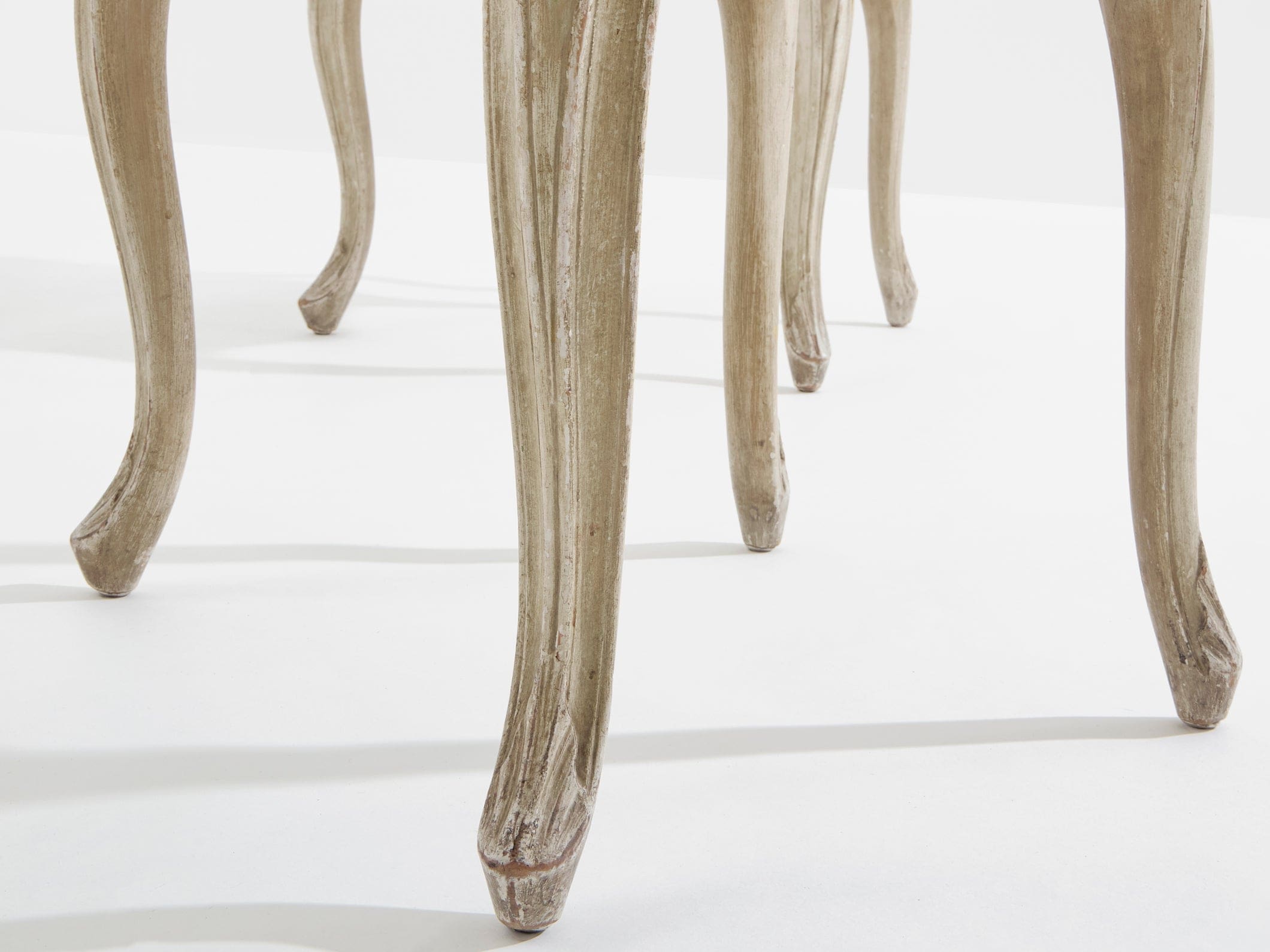 Chaises Louis XV Maison Jansen – Chêne patiné et velours de mohair lila, 1940s