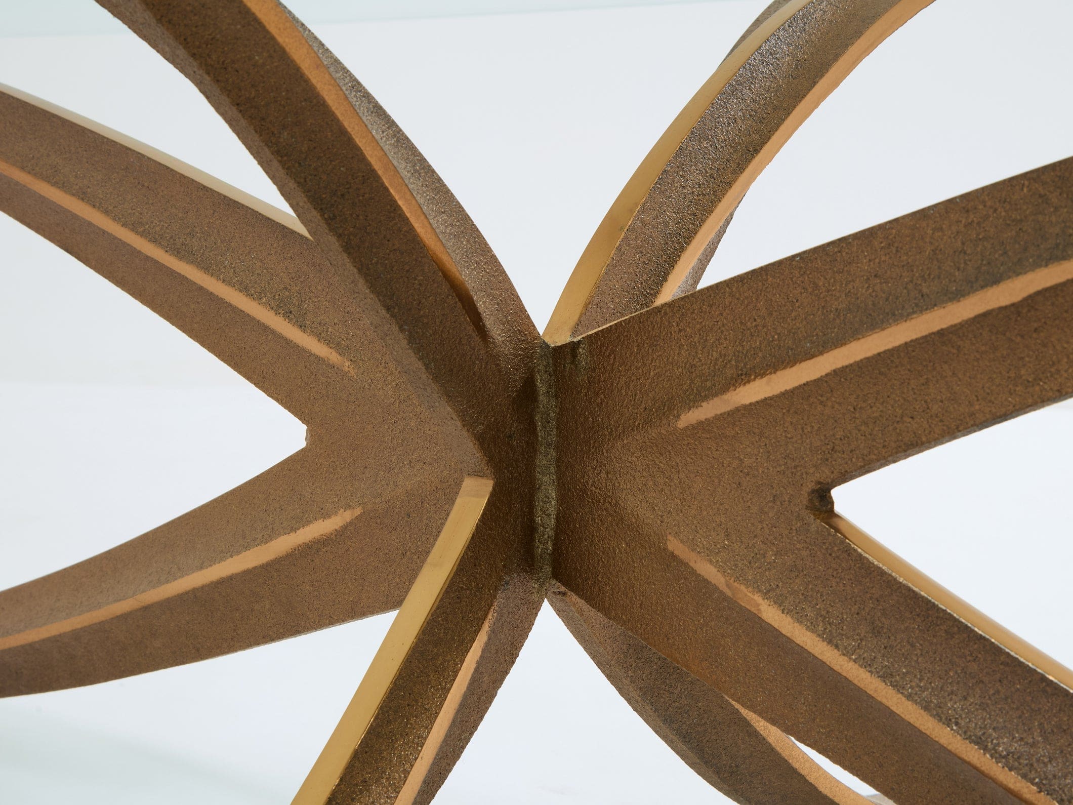 Table basse Michel Mangematin en bronze patiné, design français 1962