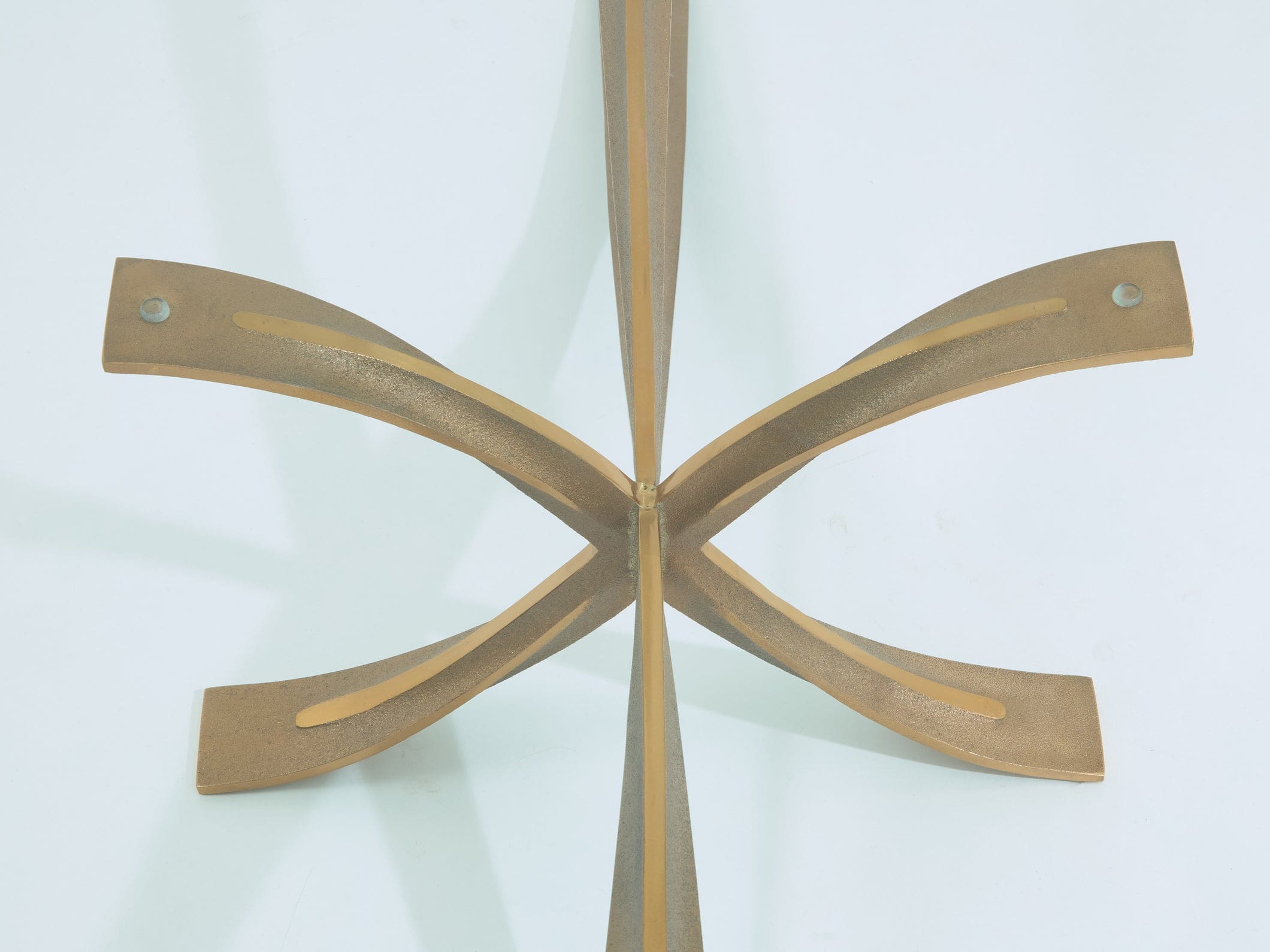 Table basse Michel Mangematin en bronze patiné, design français 1962