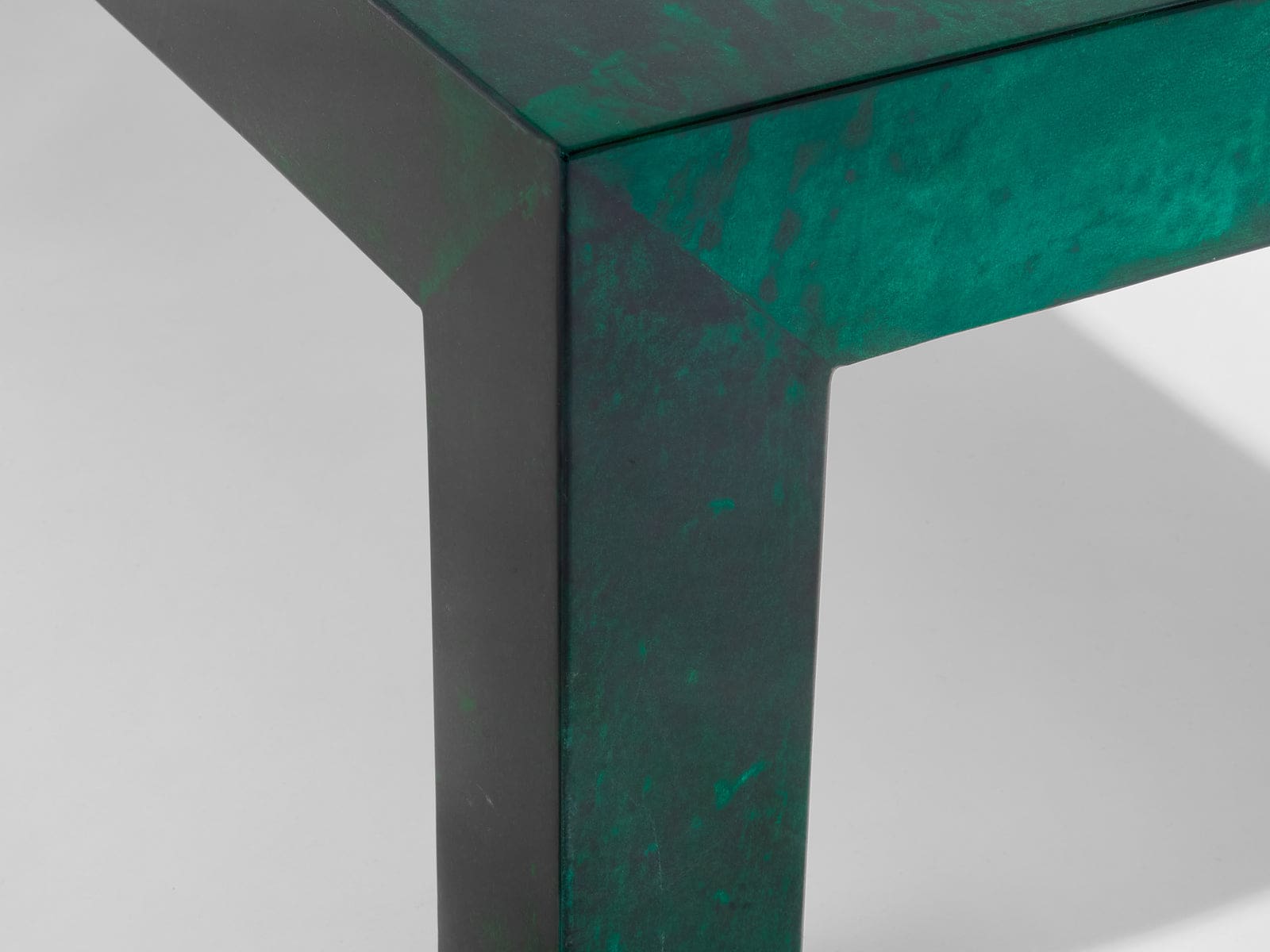 Table basse Aldo Tura en parchemin vert forêt, Italie 1960