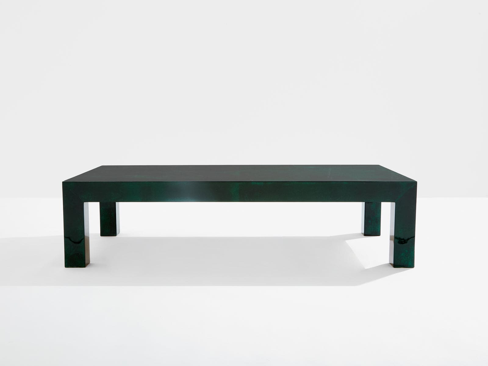 Table basse Aldo Tura en parchemin vert forêt, Italie 1960
