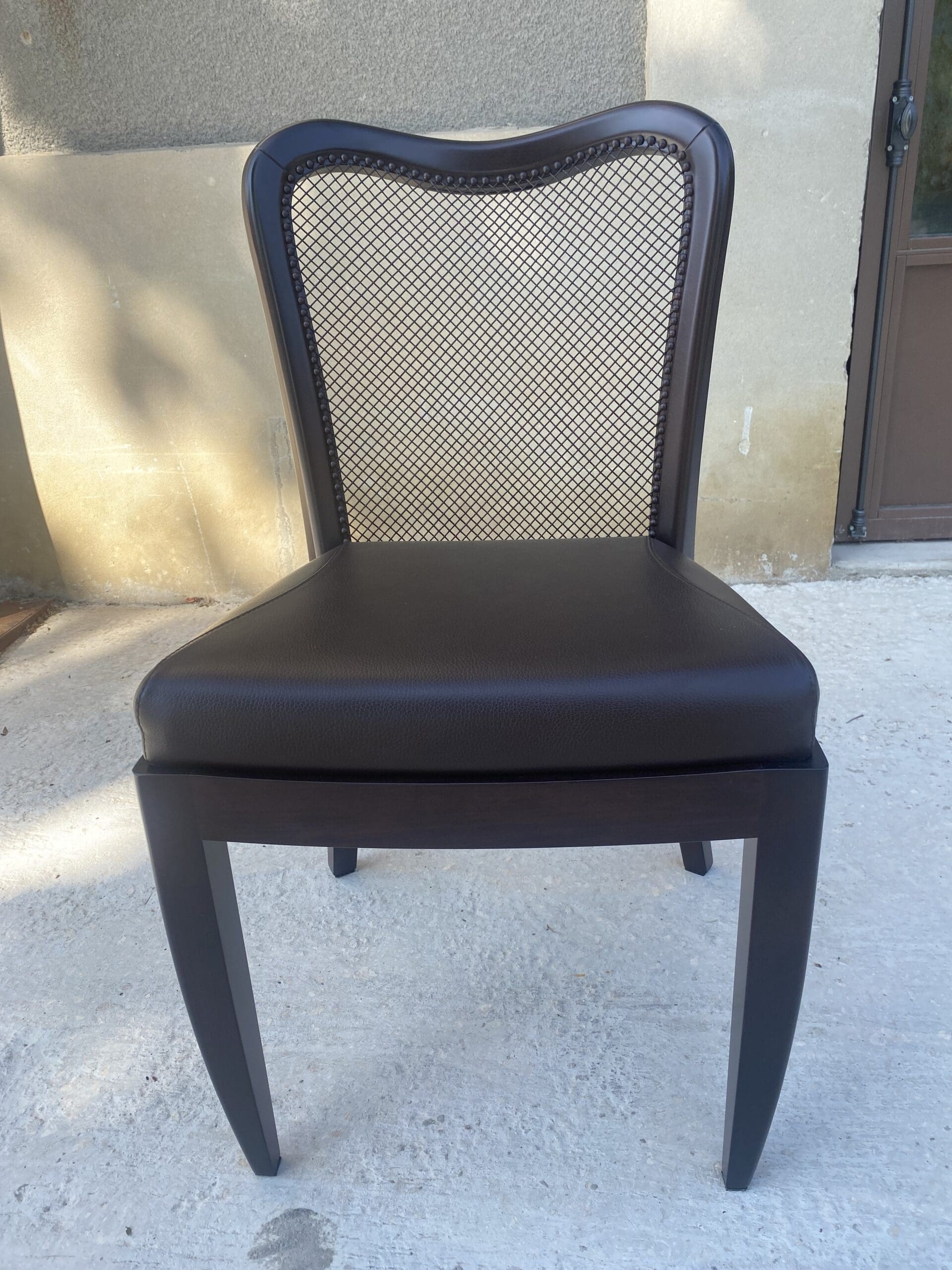 Paire de chaises Promemoria en cuir et acajou – Fait main à Côme (état exceptionnel)