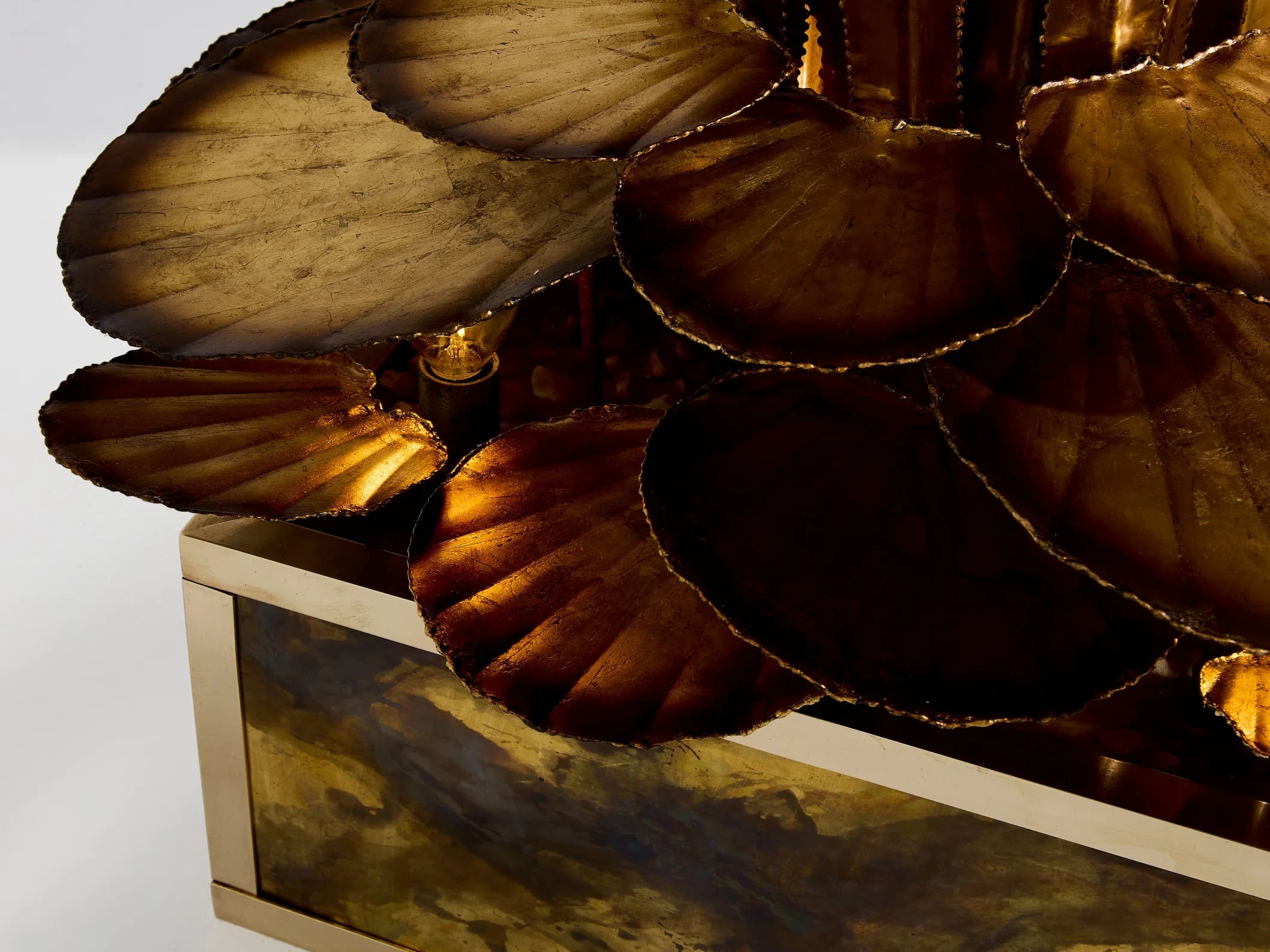 Paire de lampadaires roseaux en laiton patiné – Maison Jansen, années 70