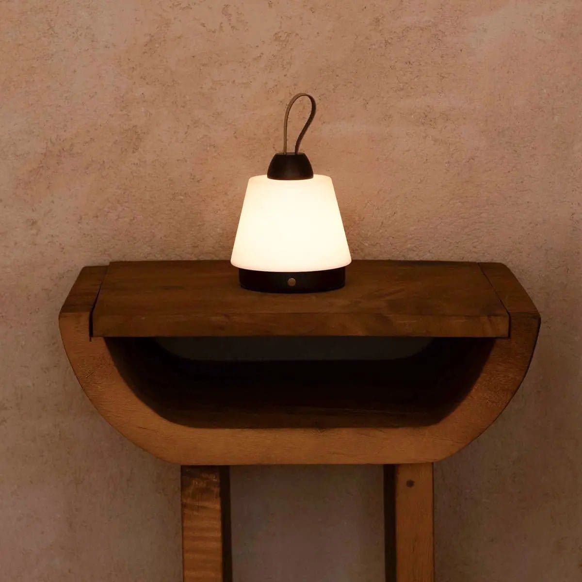 Lumière Nomade – Lampe rechargeable Liv en bois et cuir, 3 modes d’éclairage