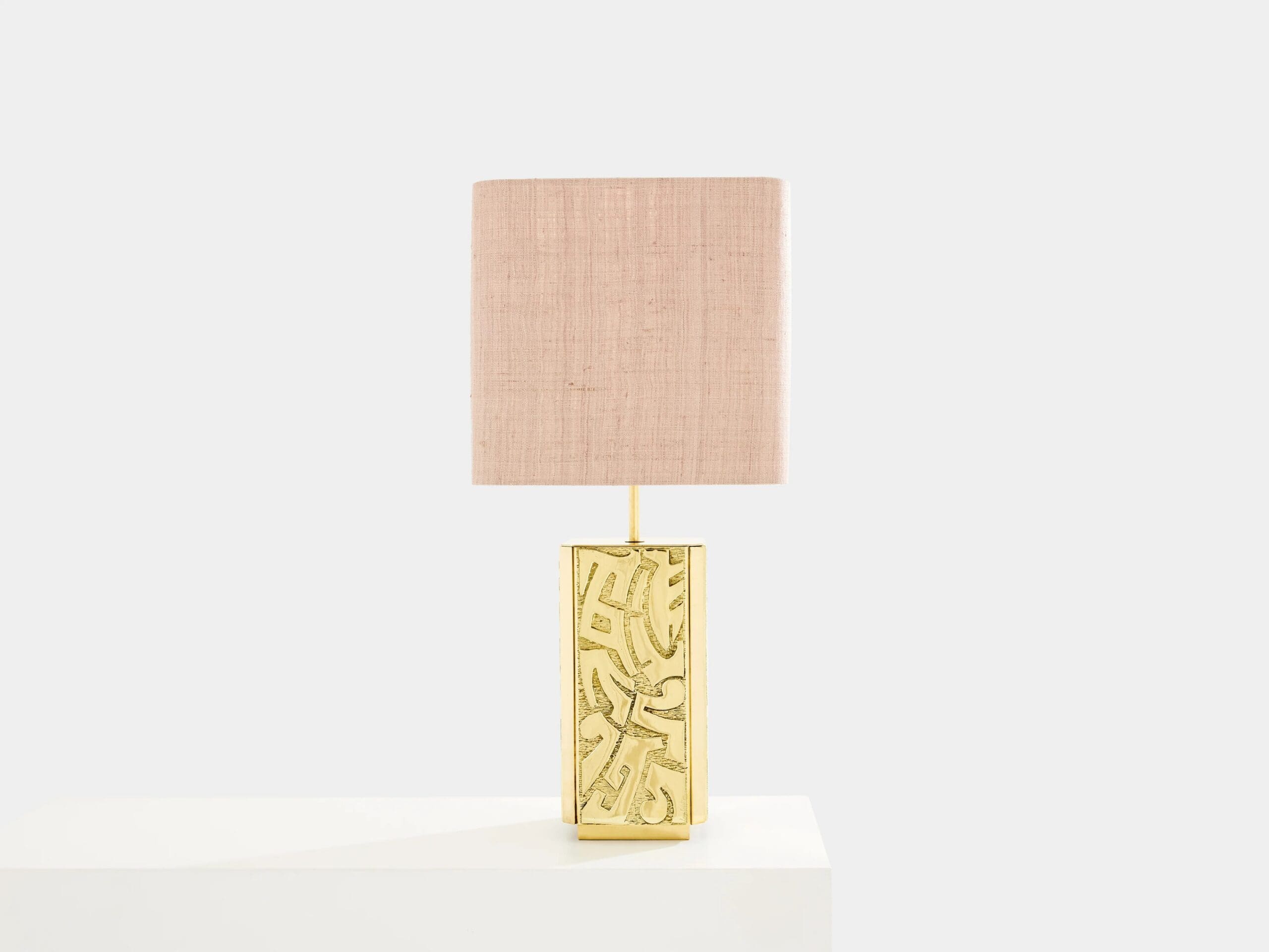 Lampe Lova Création en laiton gravé – Belgique – Années 70