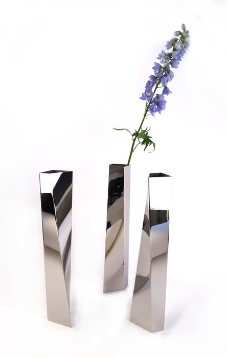 Alessi - Zaha Hadid - Vase (3) - Crevasse - Acier inoxydable 18/10 poli miroir