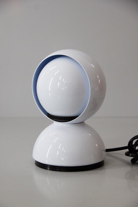 Artemide - Vico Magistretti - Lampe de table - Eclisse - Blanc - Métal