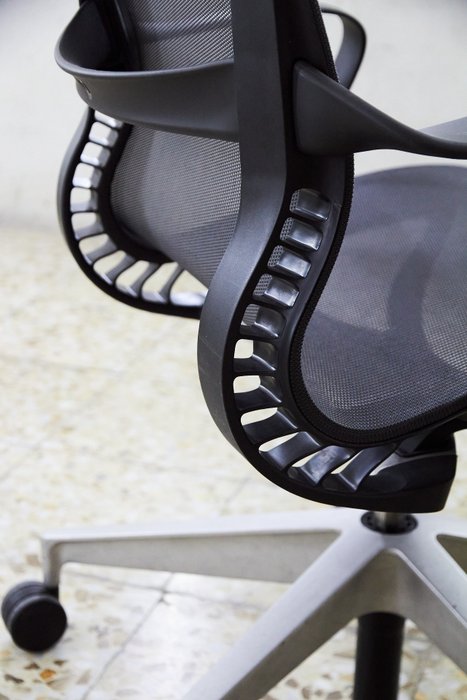 Herman Miller - Studio 7.5 - Chaise de bureau - Setu - Aluminium, Polypropylène - Lot 1/2