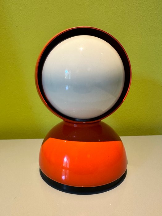 Artemide - Vico Magistretti - Lampe de table - Éclipse - Acier