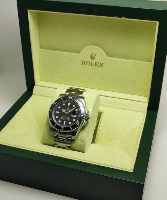 Rolex - Submariner Date - 116610LN - Homme - 2010-2020
