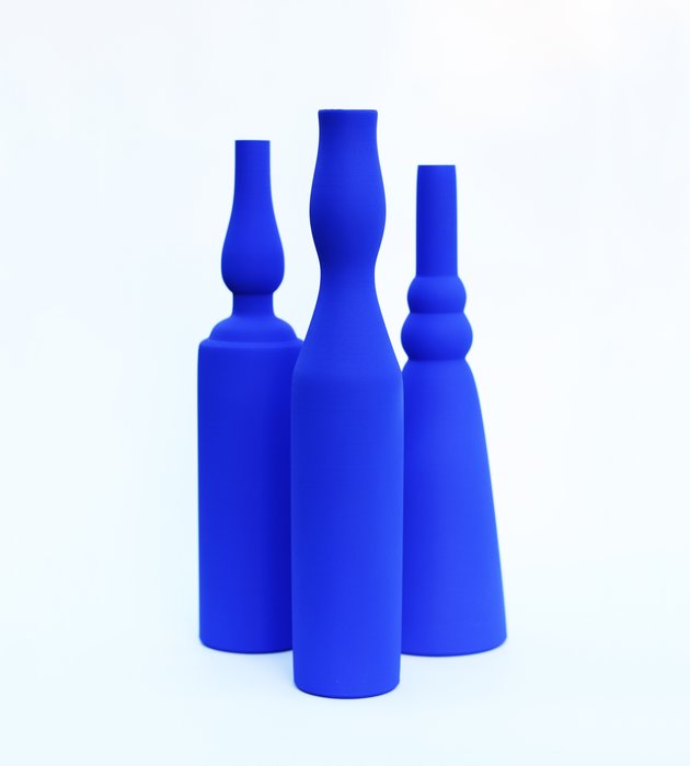 Morandi - Homage to Giorgio Morandi & Yves Klein - Vase - Collection exclusive - IKB