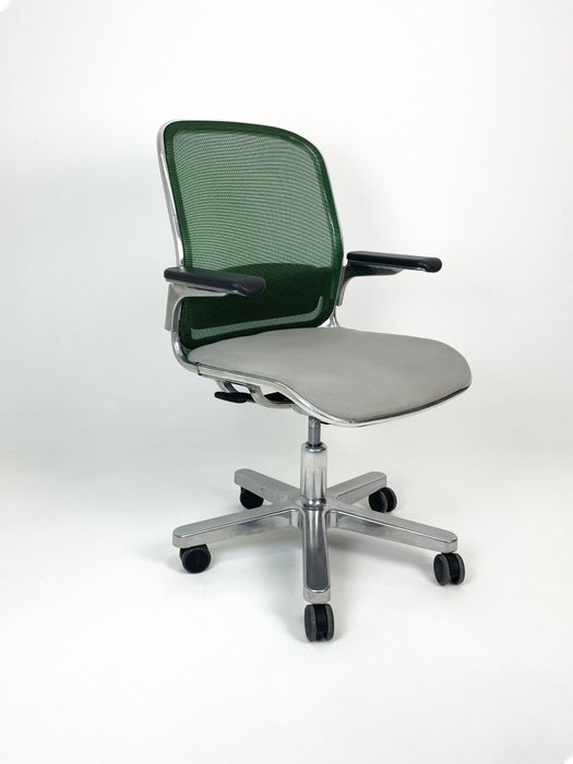 ICF - Sottsass Associati, Ettore Sottsass - Cloud chair - Chaise de bureau - Cloud chair - nylon