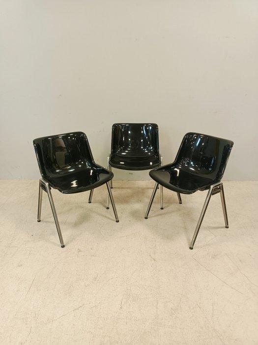 Tecno - Osvaldo Borsani - Chaise (3) - MODUS SM 203 - Aluminium, Plastique - Empilables