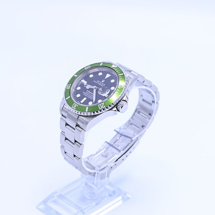 Rolex - Submariner Date %27Kermit%27 Mark II - 16610LV - Homme - 2000-2010