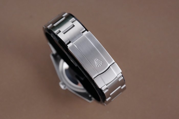 Rolex - Oyster Perpetual 36 White Grape Dial - 116000 - Homme -