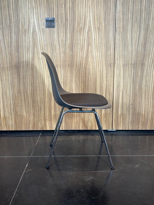 Vitra - Charles & Ray Eames - Chaise - DSX - Métal, Polypropylène