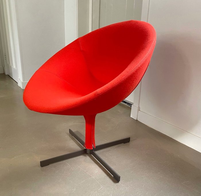 Zanotta - Christophe Pillet - Chaise longue - Chemin de la colline - Acier, feutre