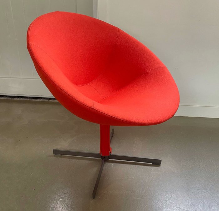 Zanotta - Christophe Pillet - Chaise longue - Chemin de la colline - Acier, feutre