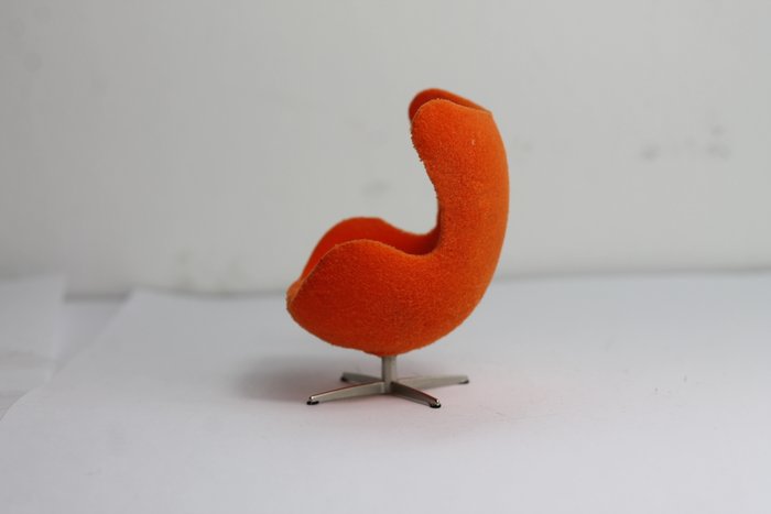 Minimii - Arne Jacobsen - Chaise longue - Fauteuil Lounge Oeuf Miniature - polyuréthane, acier (inoxydable)