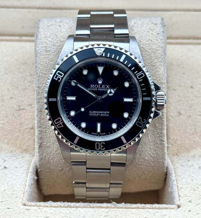 Rolex - Submariner No Date - 14060M - Homme - 2010-2020