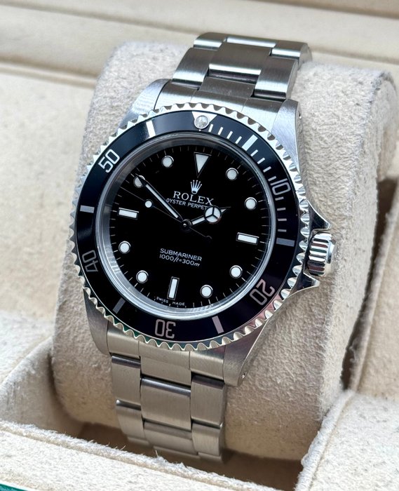Rolex - Submariner No Date - 14060M - Homme - 2010-2020