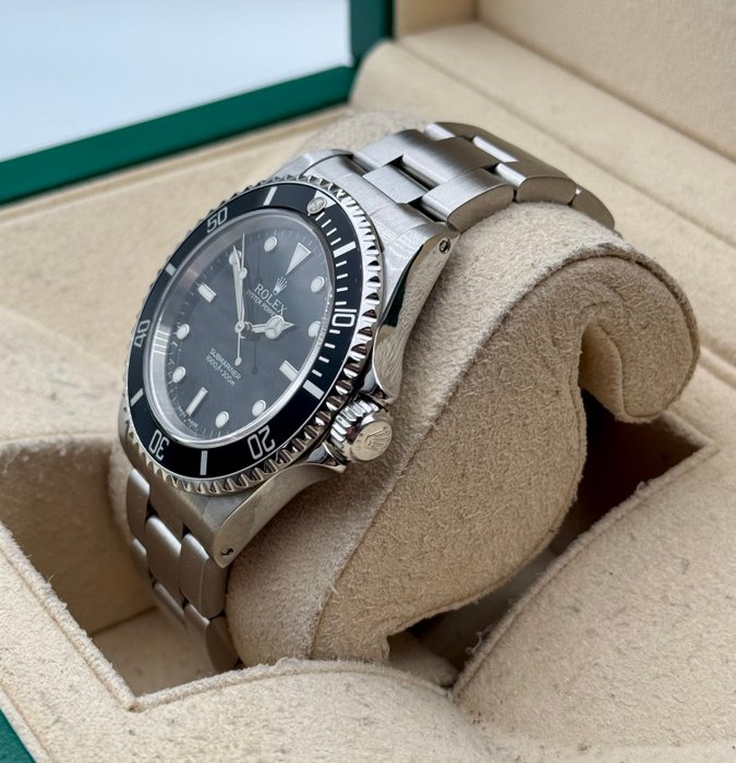 Rolex - Submariner No Date - 14060M - Homme - 2010-2020