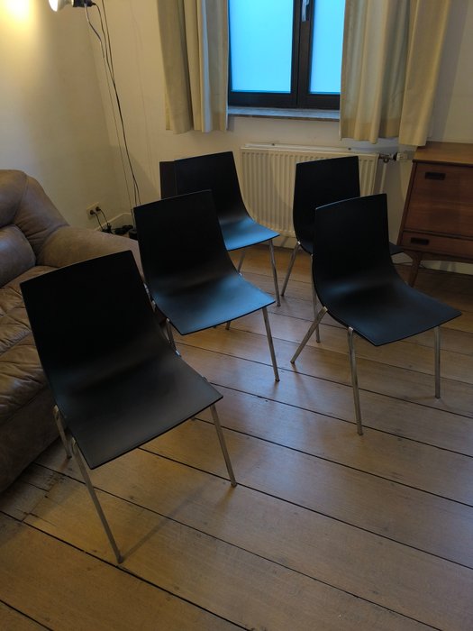 Zanotta - Roberto Barbieri - 2072 Isa - Chaise (5) - Polypropylène