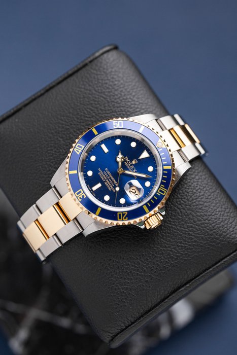 Rolex - Submariner Date - %27Like New%27 - 16613LB - Homme - 2004
