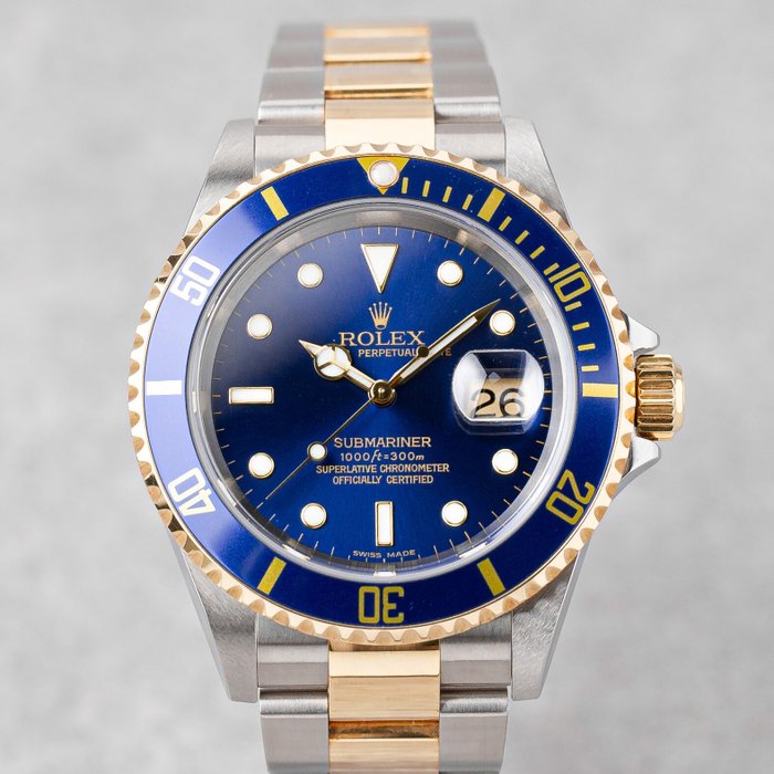 Rolex - Submariner Date - %27Like New%27 - 16613LB - Homme - 2004