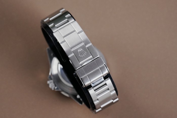 Rolex - Submariner Date - 16610 - Homme - 1990-1999
