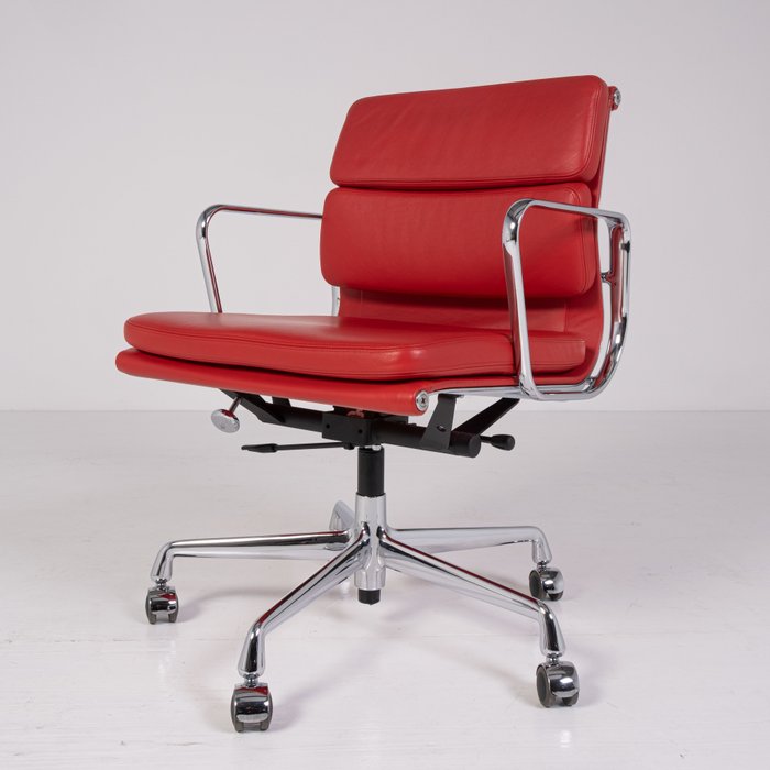 Vitra - Charles Eames, Ray Eames - Chaise de bureau - Coussinet souple - Aluminium, Cuir
