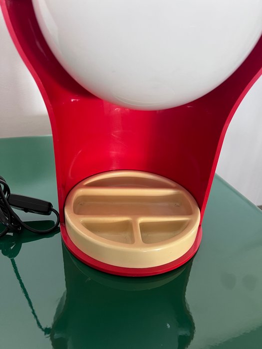 Artemide - Vico Magistretti - Lampe de table (2) - télégone - Plastique