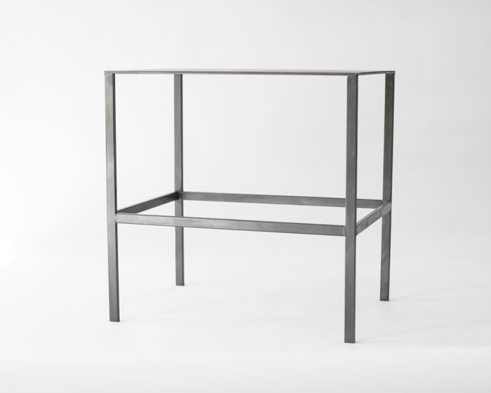 Ros Khavro - Table basse - Acier - 50x51x37cm