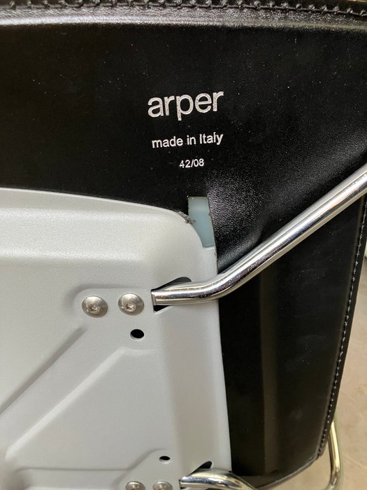 Arper - Lievore Altherr Molina - Chaise de bureau - Tapis 53 - Acier, Cuir, PVC - La chaise de bureau en cuir