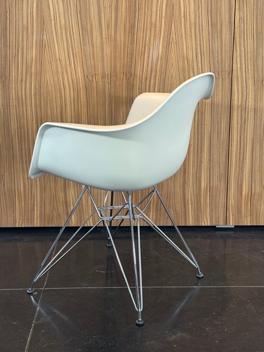 Vitra - Charles & Ray Eames - Chaise - DAR - Acier, Polypropylène