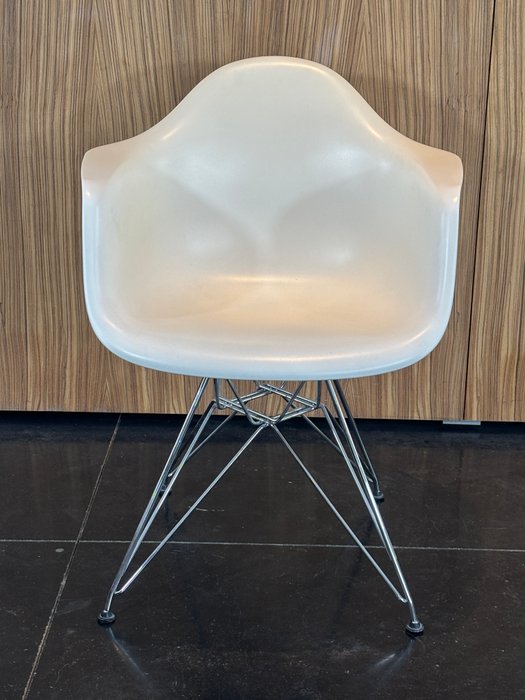 Vitra - Charles & Ray Eames - Chaise - DAR - Acier, Polypropylène