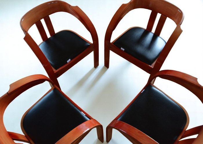 Poltronova - Giovanni Battista Bassi - Chaise (4) - Bois dur - Chaise Elisa