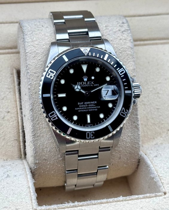 Rolex - Submariner Date - 16610 - Homme - 2000-2010