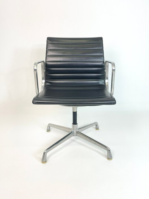 ICF - Charles Eames - Chaise - EA108 - Aluminium, Cuir