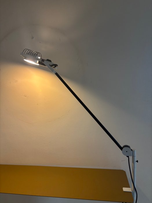 Artemide - Ernesto Gismondi - Lampe de table - Synthèse du collier - Métal