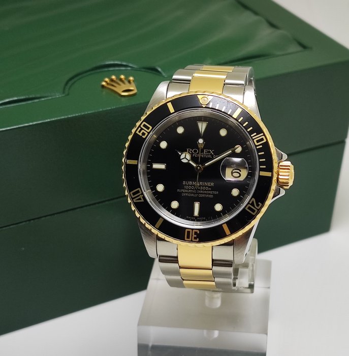 Rolex - Submariner Date - Ref. 16613 - Homme - 1999