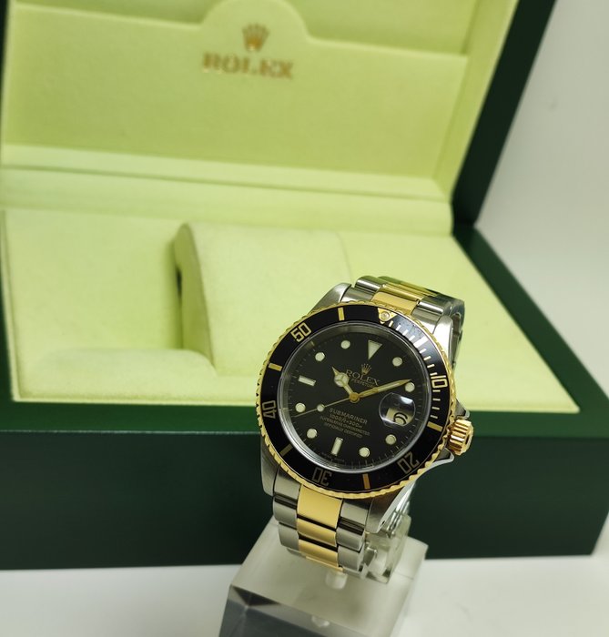 Rolex - Submariner Date - Ref. 16613 - Homme - 1999