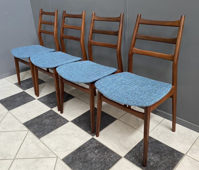 Casala - Chaise (4) - Teck - ensemble de chaises de salle à manger