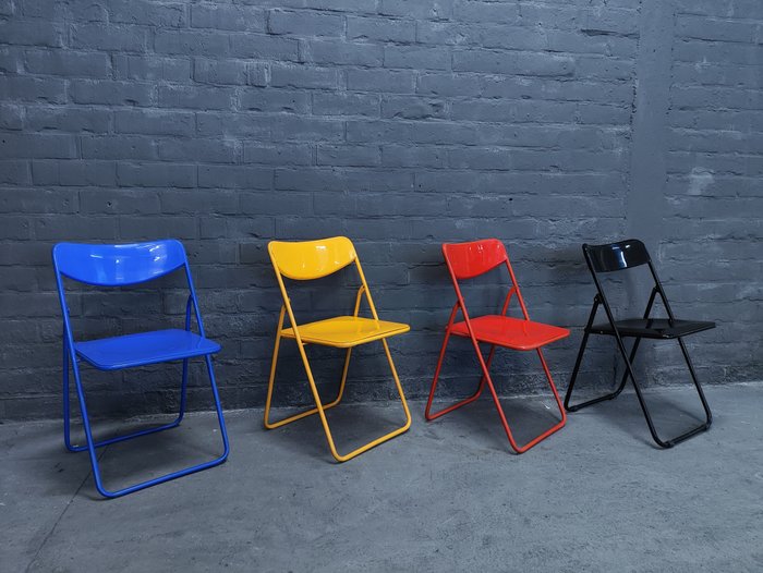 IKEA - Niels Gammelgaard - Chaise - TED - Métal, Plastique - Un ensemble de quatre chaises