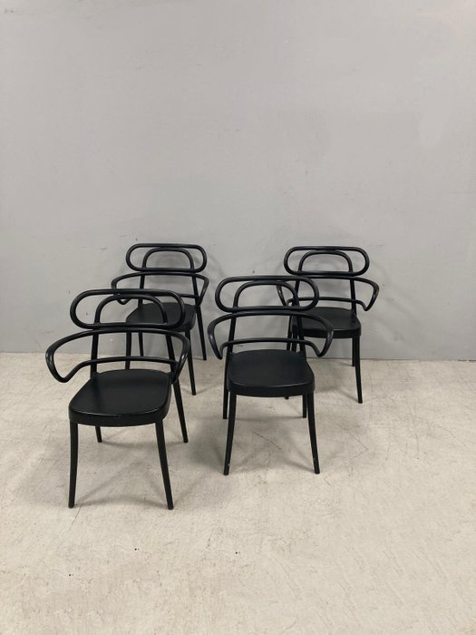 Varo - Loop - Chaise de jardin (4) - Regarde - Polypropylène