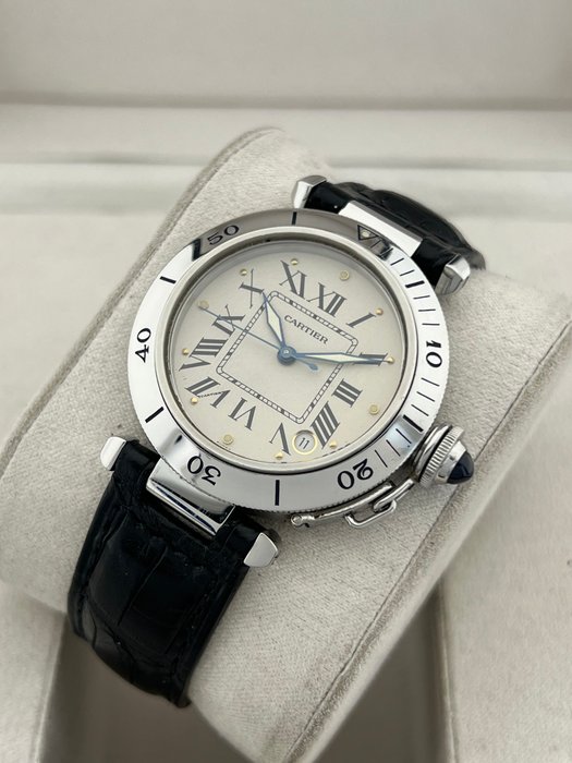 Cartier - Pasha 